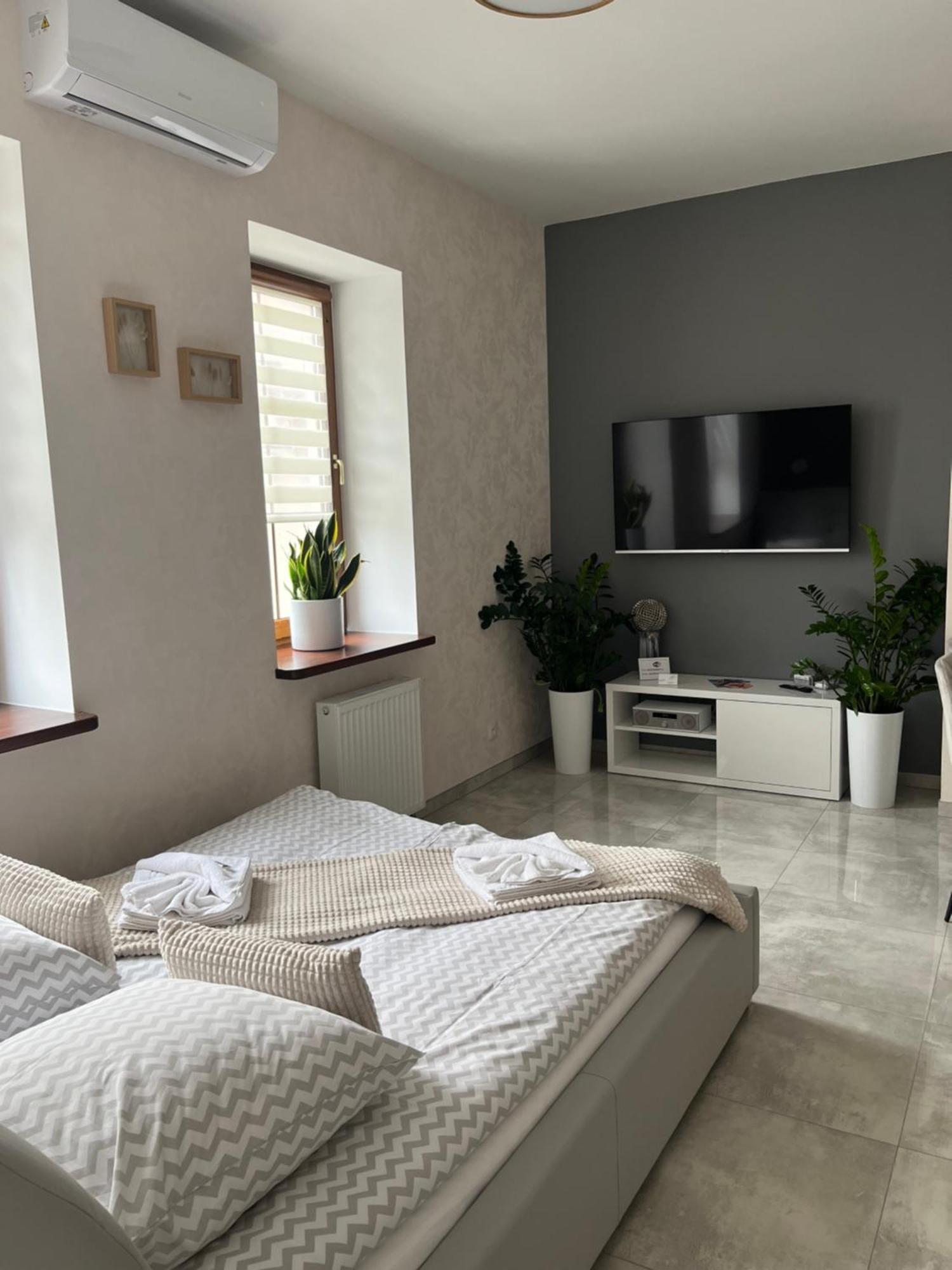 Apartamenty Ap 13 Częstochowa Exterior foto